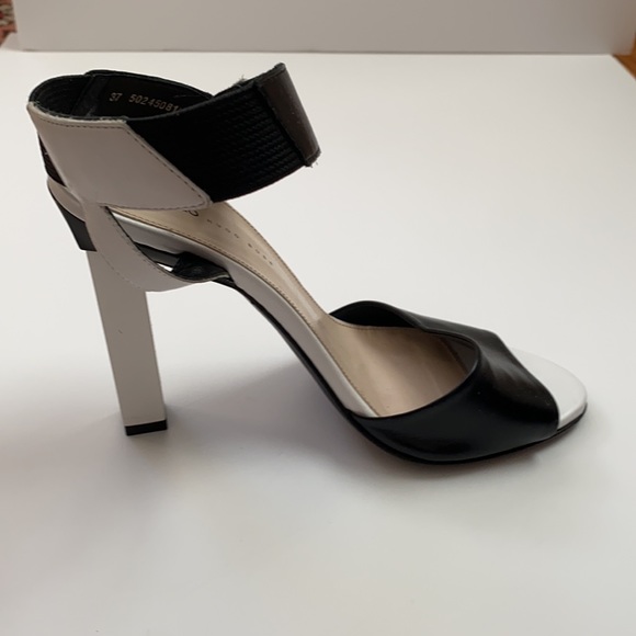 Hugo Boss Black and White Heels - Picture 6 of 13
